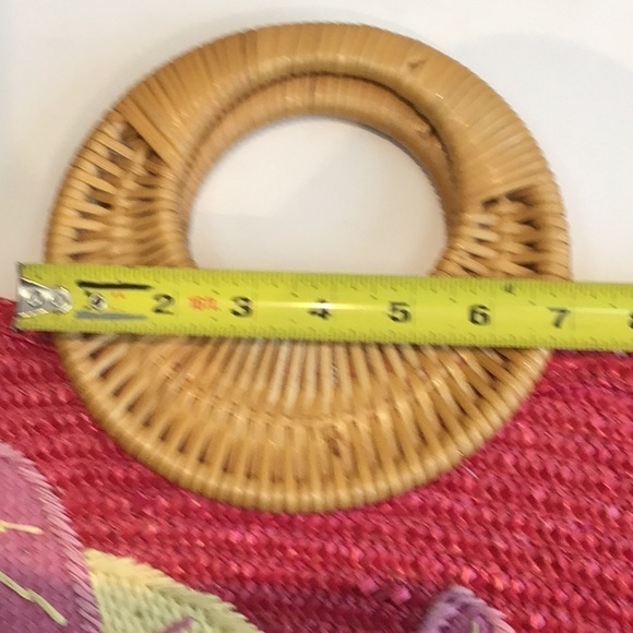 Donna Dixon round rattan handle straw tote with appliquéd leaves. - Picture 6 of 6
